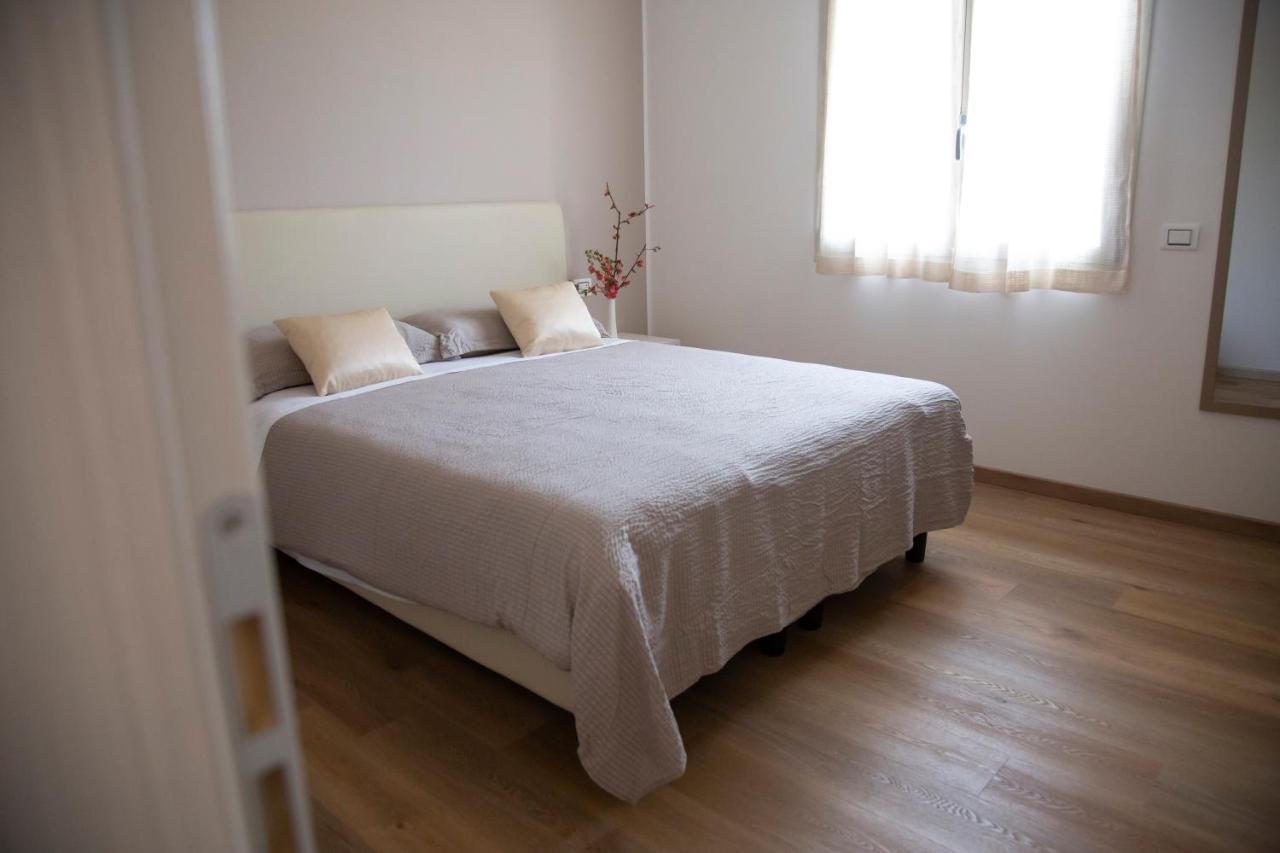 B&B Stellanova San Donnino della Nizzola ภายนอก รูปภาพ